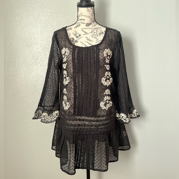 Free People Women's Black Jocelyn Pleated Dot Ruffle Lace Tunic Size Small - Picture 2 of 16